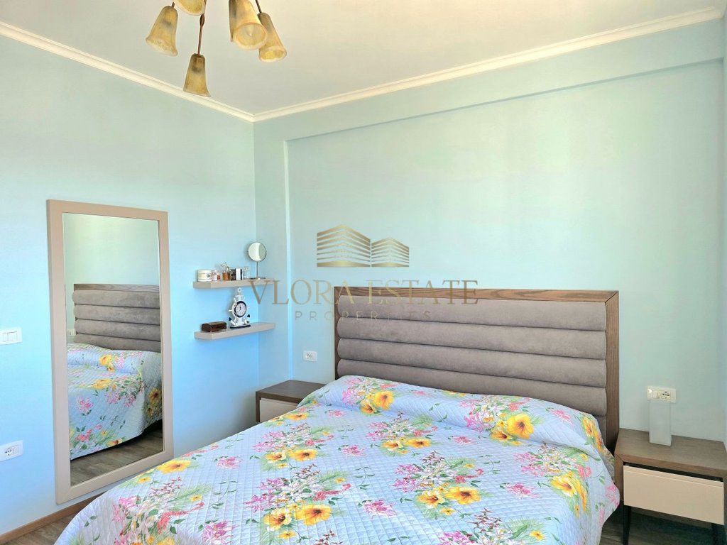 Vile per shitje ne dhermi, tek white rocks residences