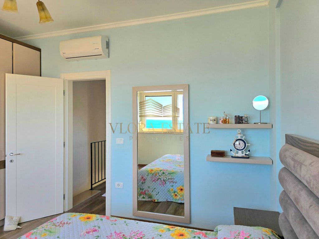 Vile per shitje ne dhermi, tek white rocks residences