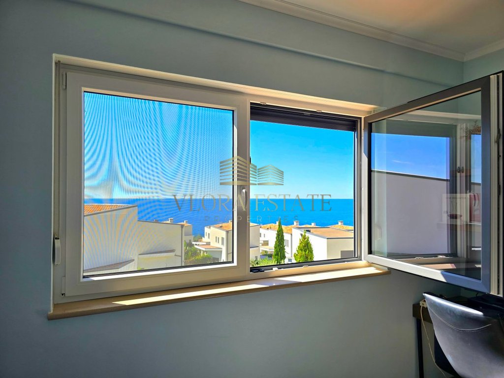Vile per shitje ne dhermi, tek white rocks residences