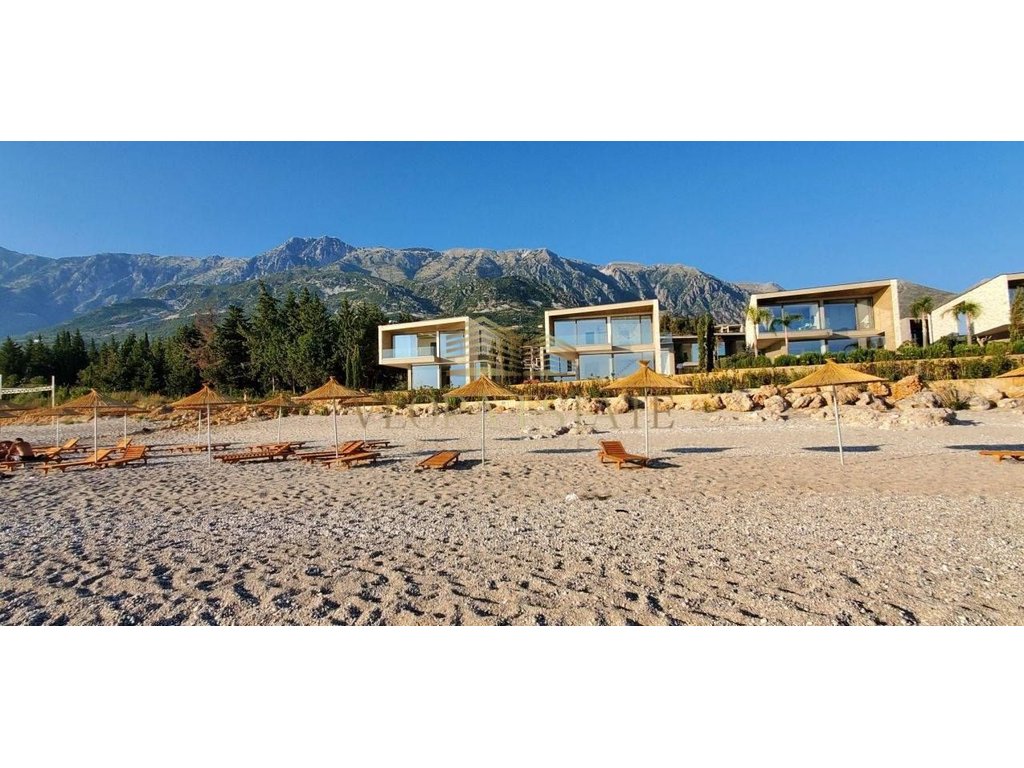 Vile per shitje ne dhermi, tek white rocks residences