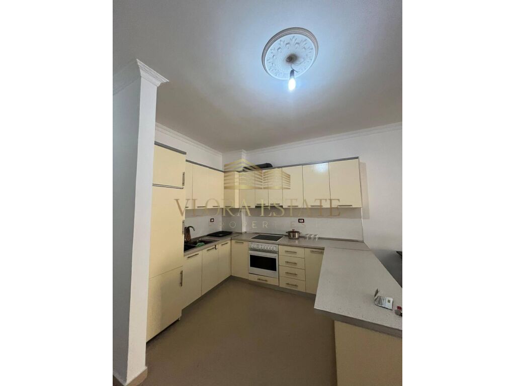 Appartement 2+1 près de l'école de musique, Vlorë