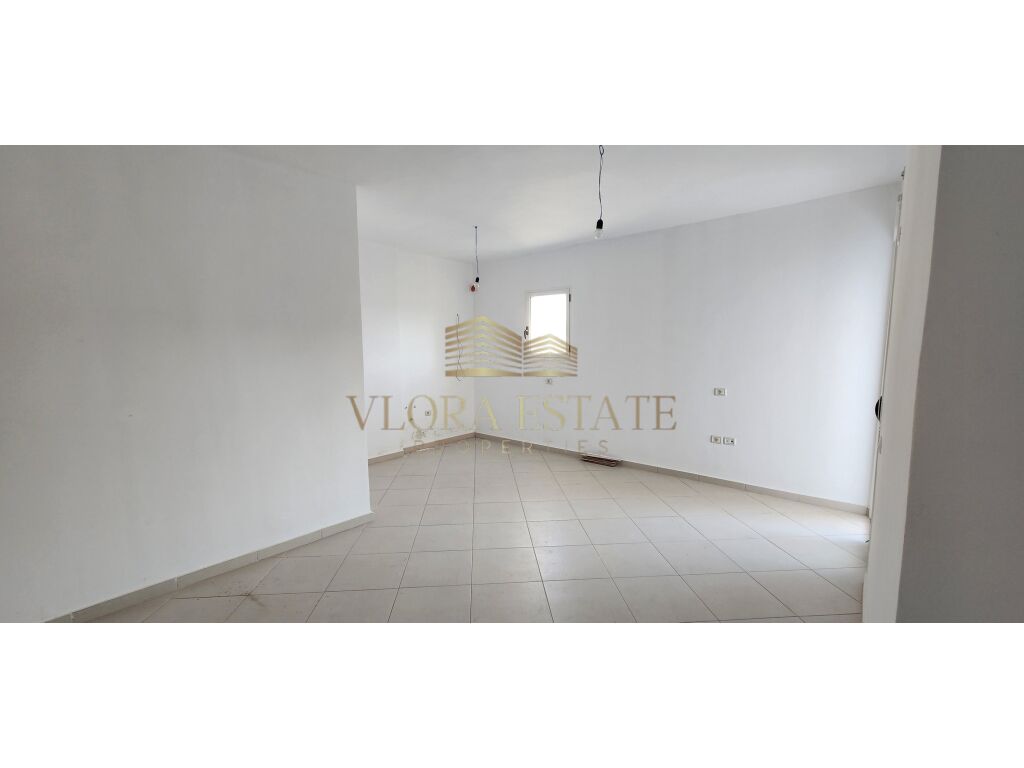 Apartment 1+1 zum verkauf in Vlorë