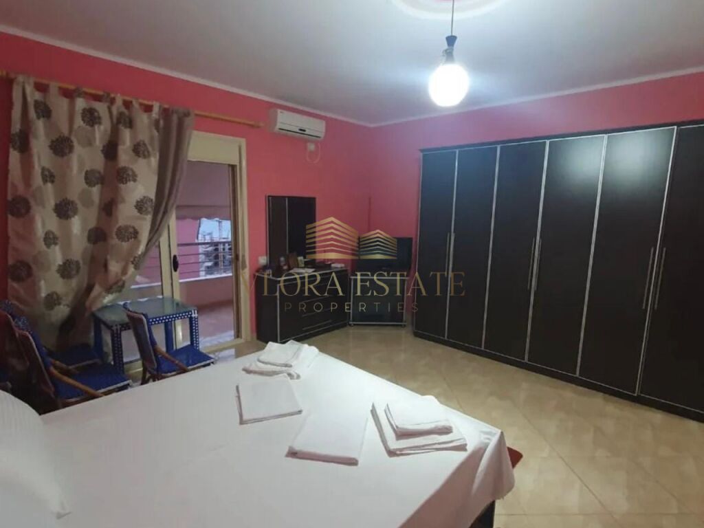 Apartamento 2+1 en venta - agua fría, Vlorë