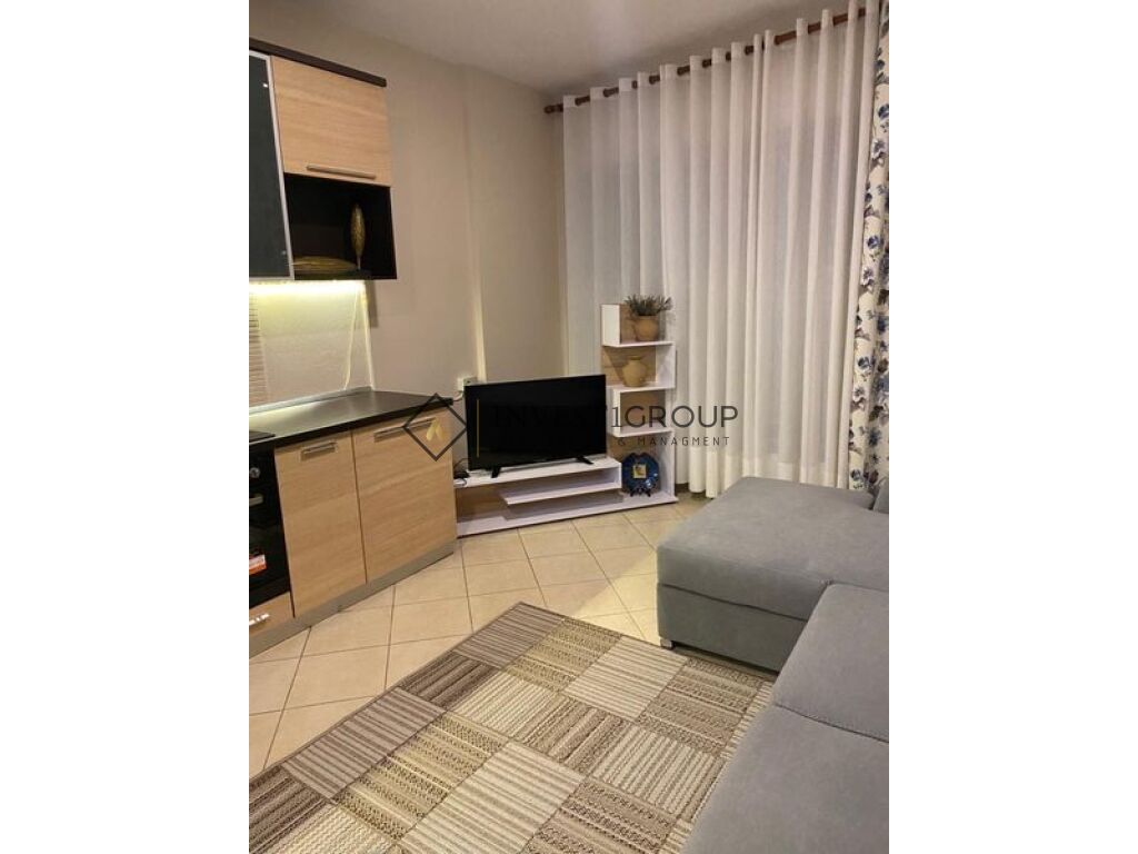 1+1 apartment zur miete in vlore, uji i ftohtë
