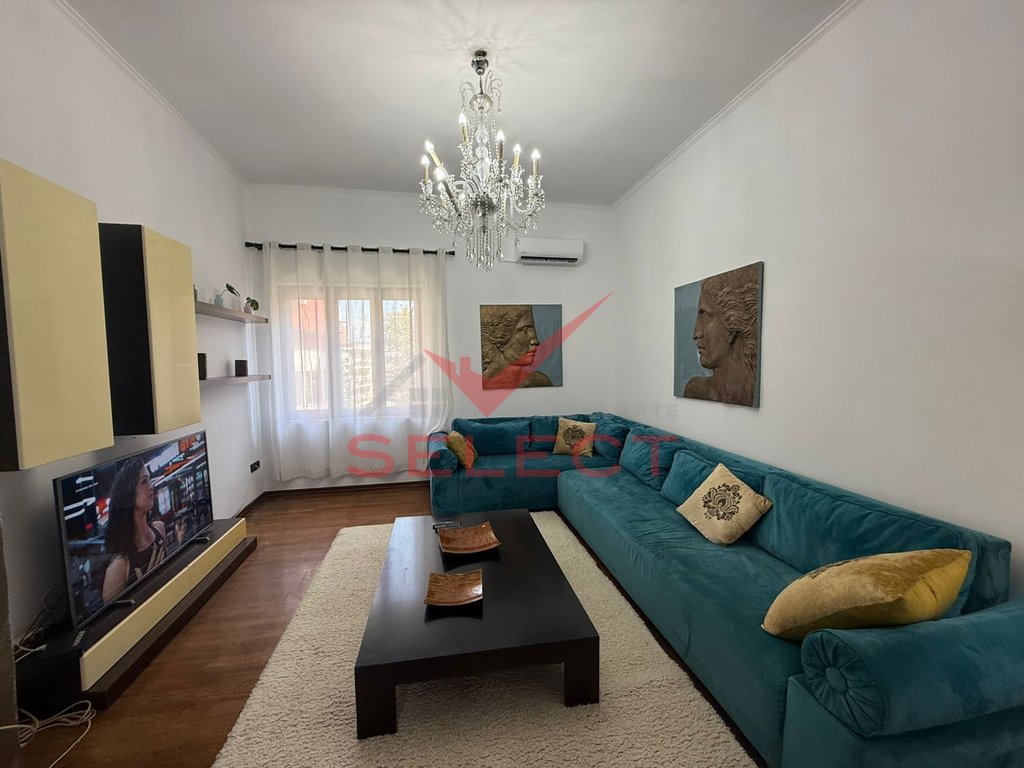 Apartment 2+1 for rent in the center of Tirana!