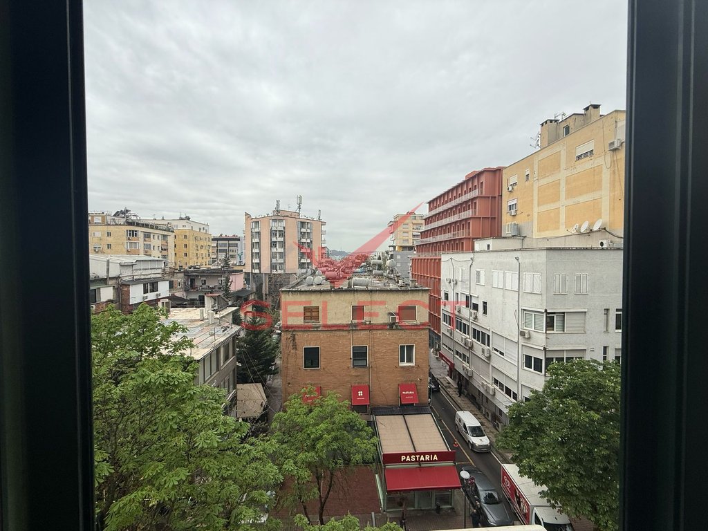 Ambiente en venta / alquiler en bloque