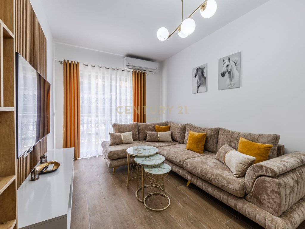 For sale: Super apartment in golem! (2)