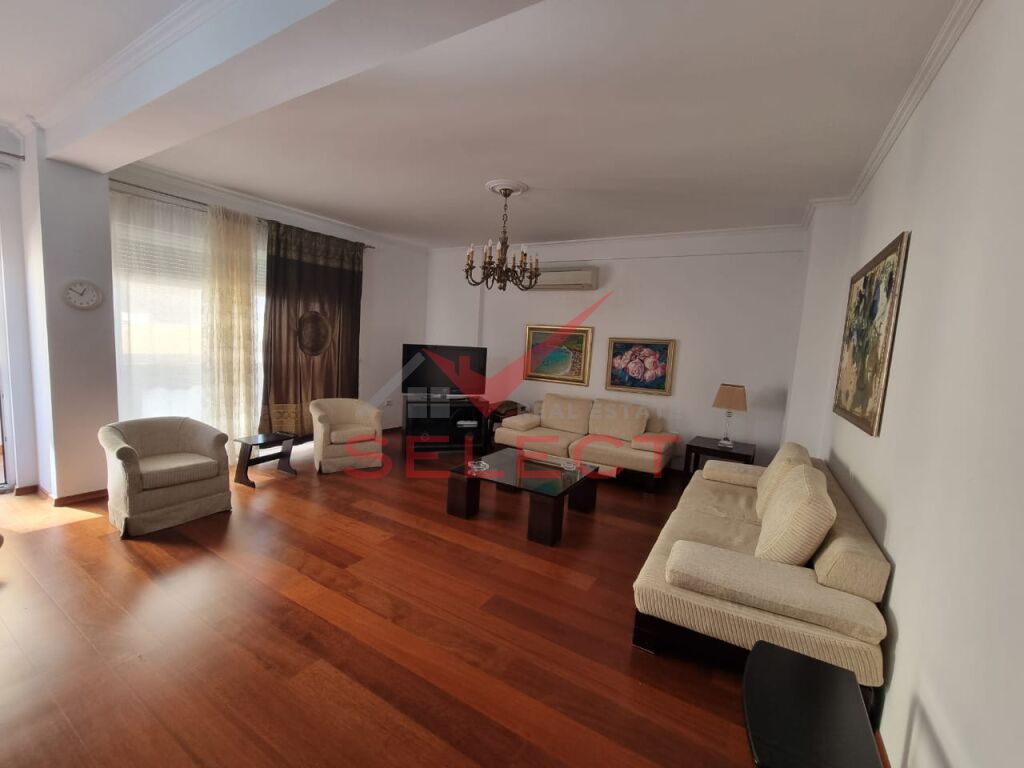 Appartamento moderno 2+1 in affitto