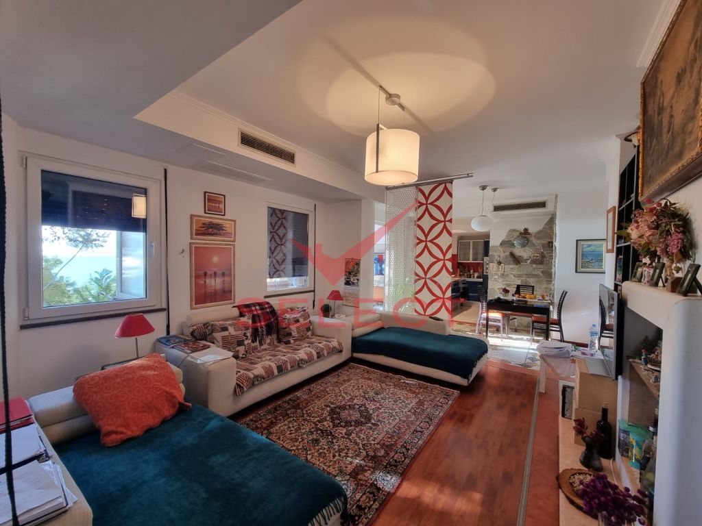 Apartament 2+1 për shitje në vila e zogut, Durrës