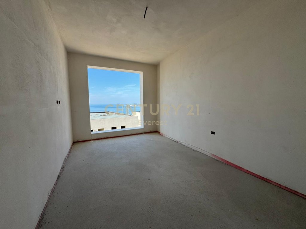 Eau froide, appartement 3+1+2 en location