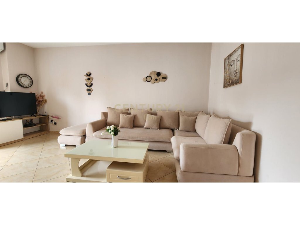 Se alquila apartamento 3+1+2 cerca de los puertos! (8)