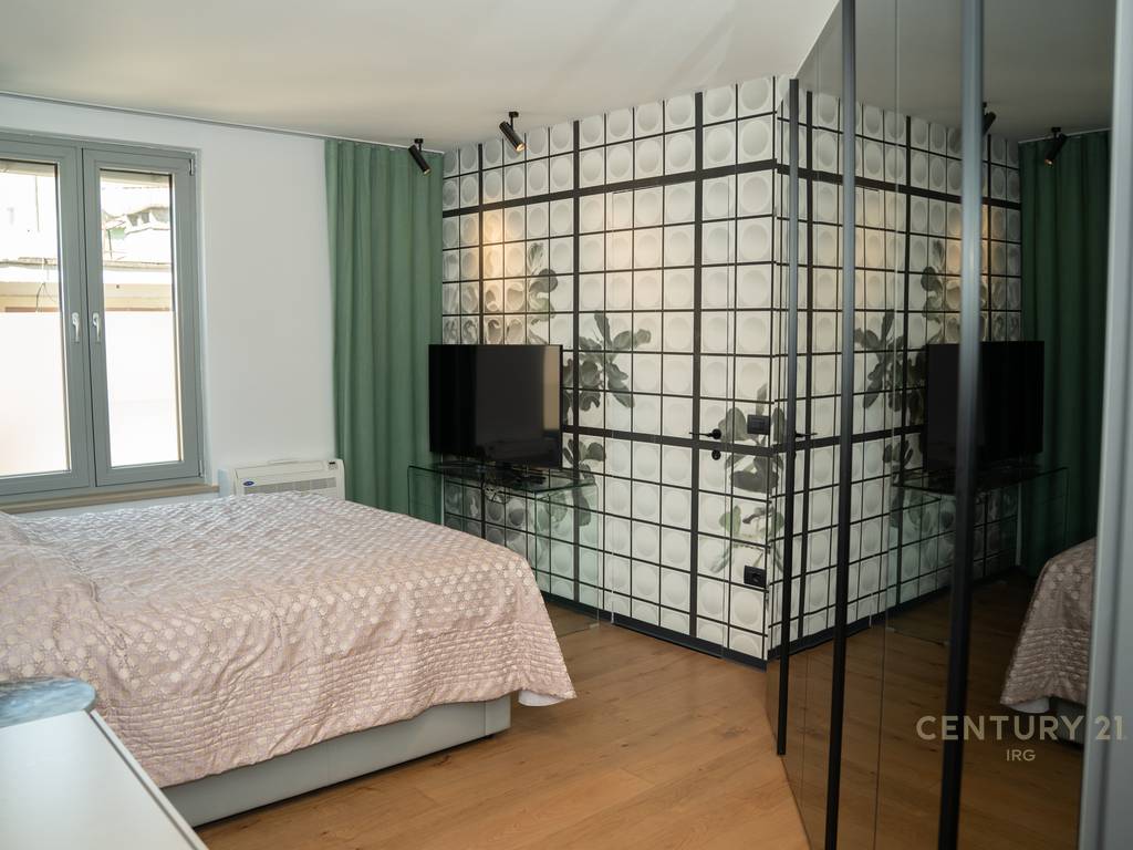 Apartment 3+1 near stadium dinamo!!