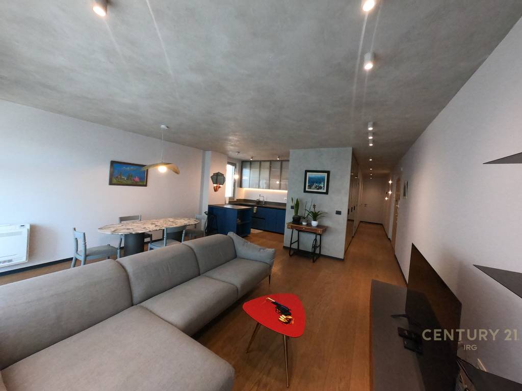 Apartment 3+1 near stadium dinamo!!