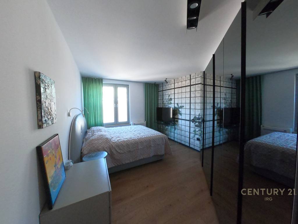 Apartment 3+1 near stadium dinamo!!