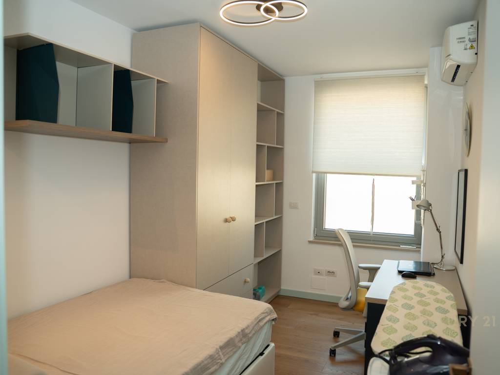 Apartment 3+1 near stadium dinamo!!