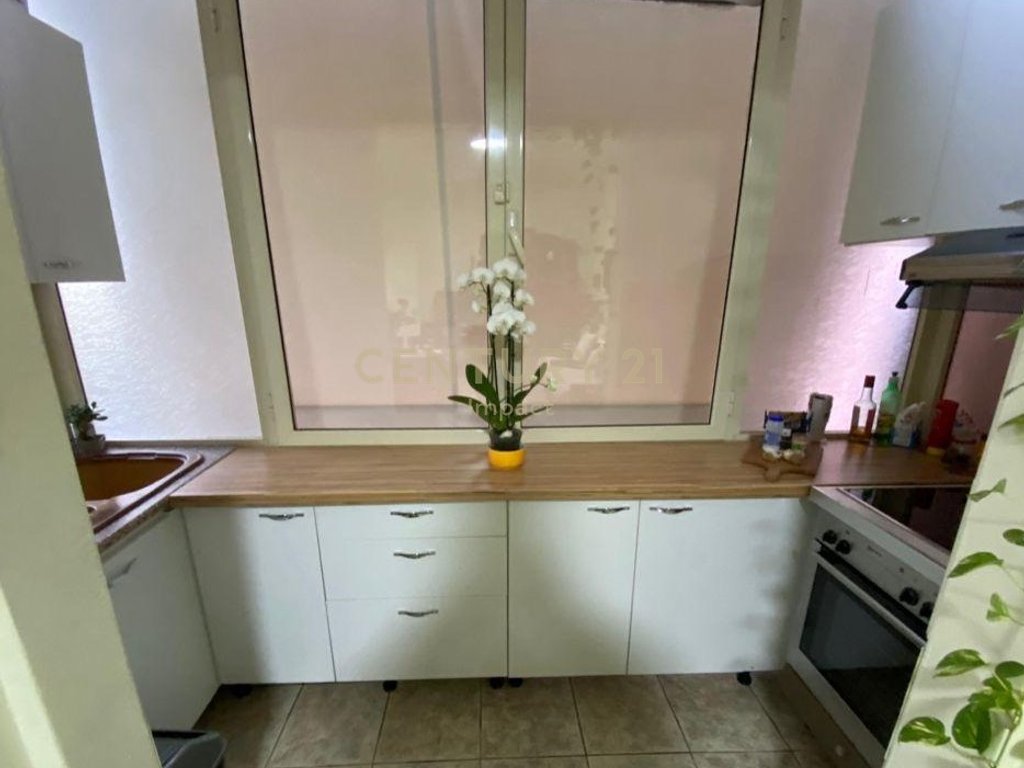 Apartment 3+1 near stadium dinamo!!
