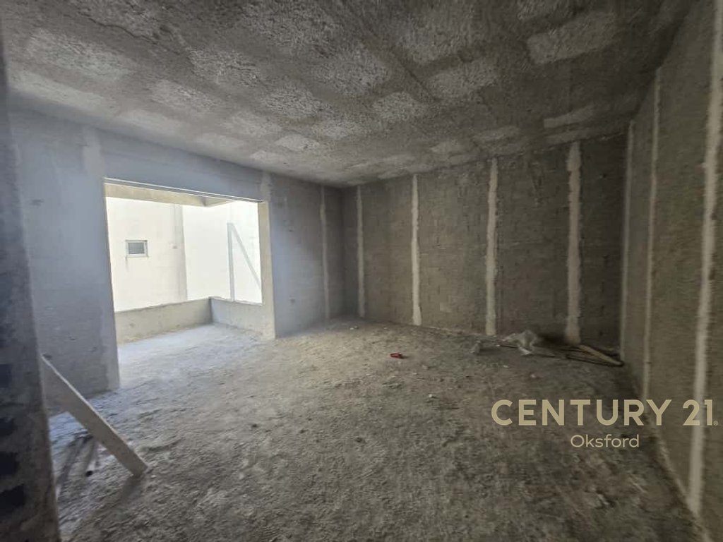 Saranda, 1+1 apartment next to butrint hotel