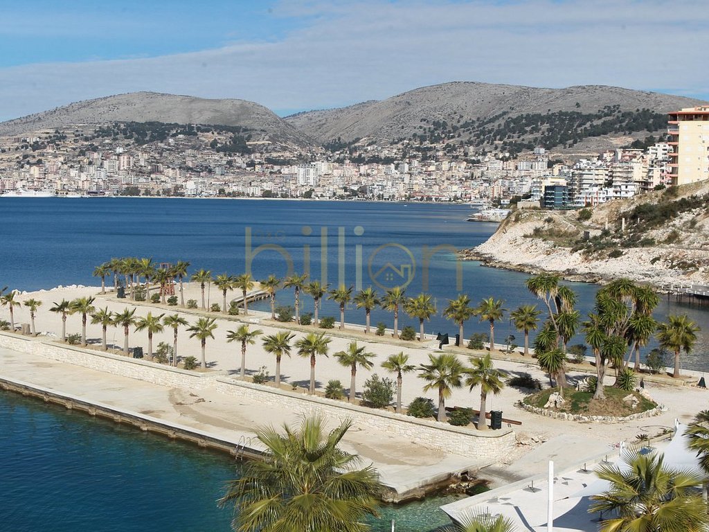 Shitet tokë në Sarandë!