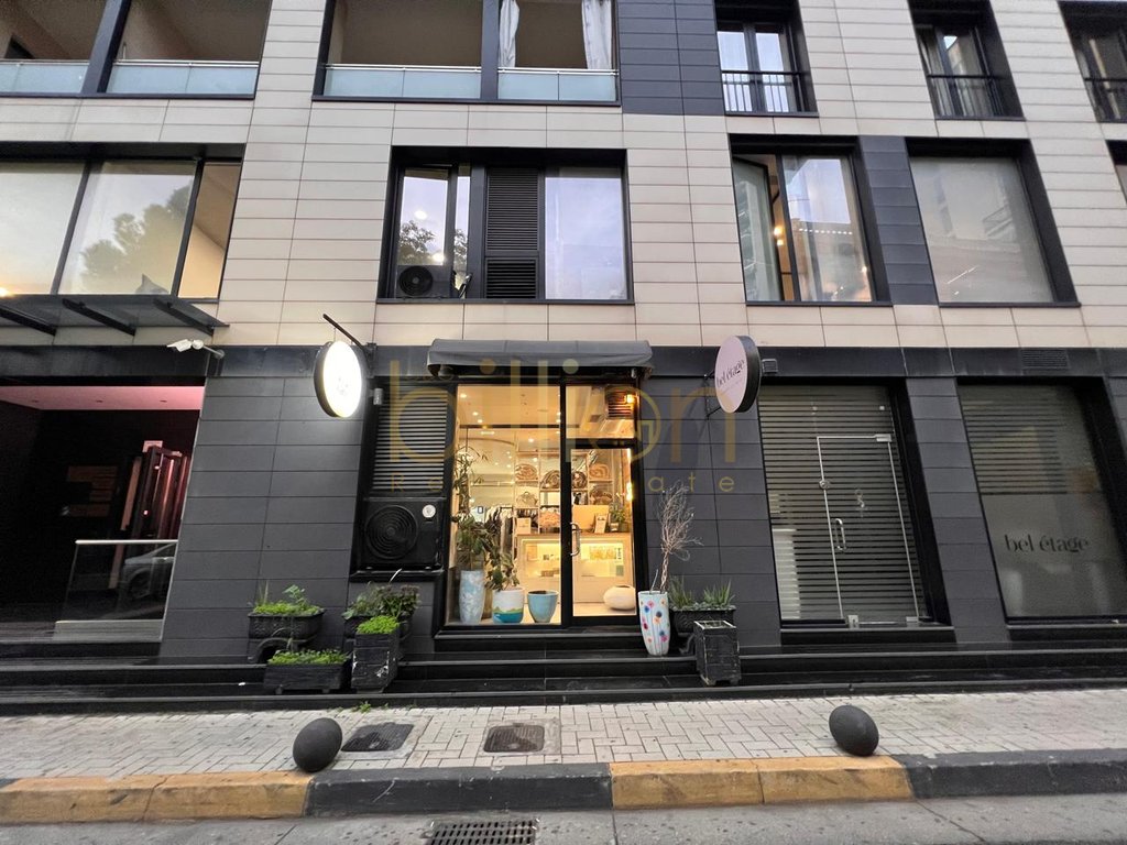 Sale of ambient business in qenër!