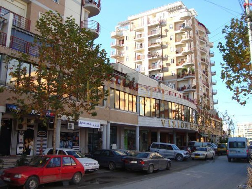 Gelegenheit, don bosko, garage zum verkauf, 1. Etage insgesamt – 2050 m²