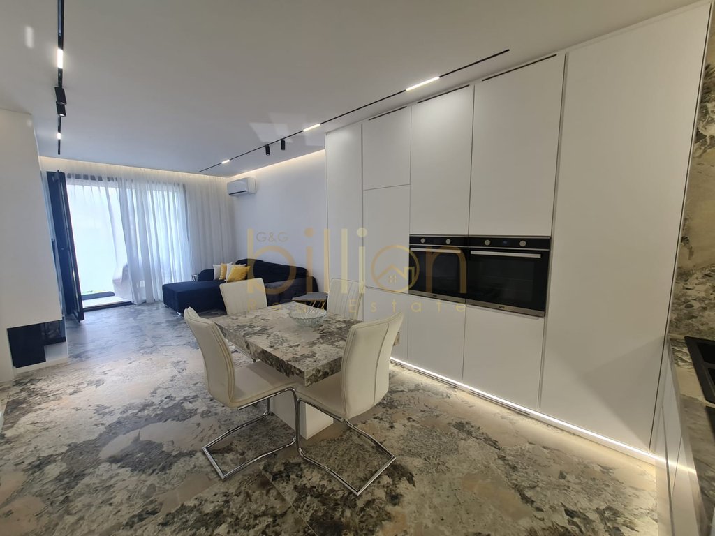 Appartamento 1+1 in affitto a tek liqeni artificial – Con posto auto coperto
