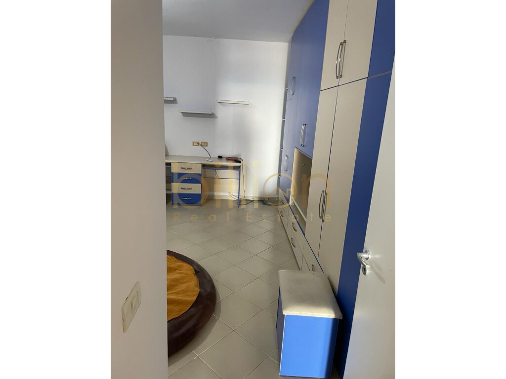 Wohnung zu verkaufen 2+1 mit meerblick, nahe kavajes klippe, durres!