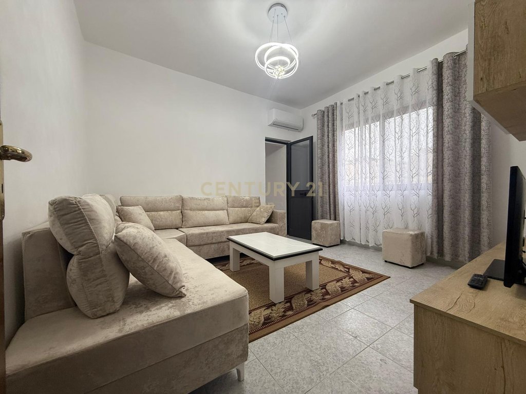 Apartamento 1+1 en alquiler en el barrio nº5, Durrës!