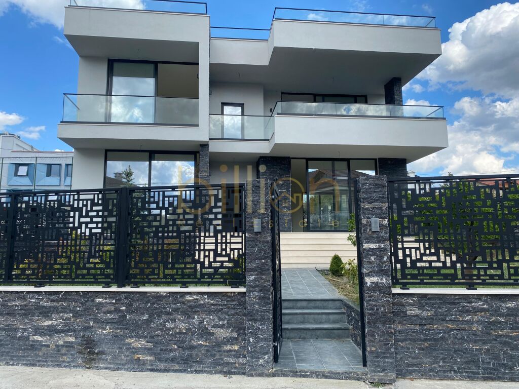 Villa individuale di lusso in vendita, vicino a pallati i brigadave !