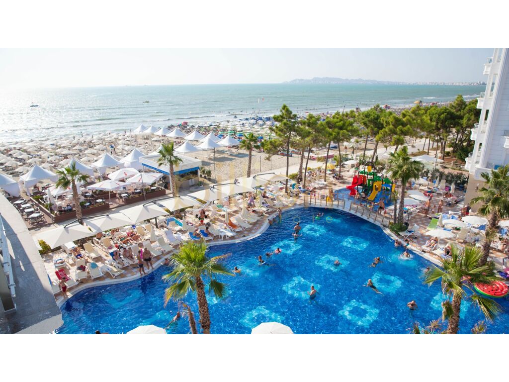 Appartamento 1+1 in vendita a golem vicino hotel blue fafa !!