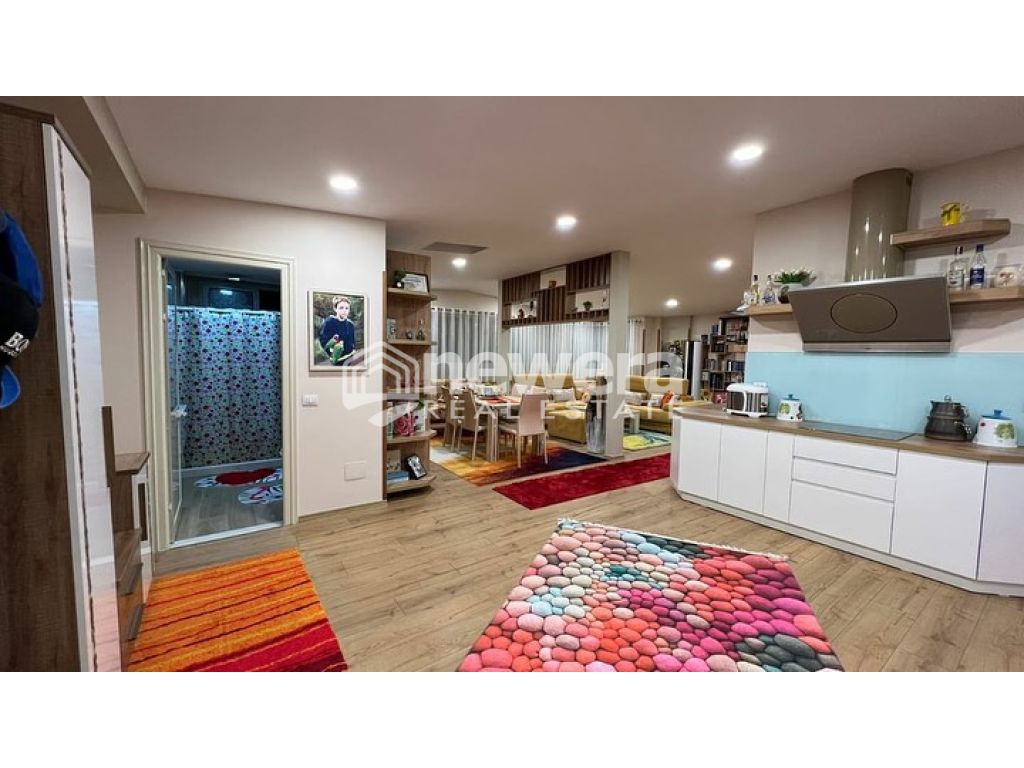 Appartement à vendre avec vue sur la mer à shengjin