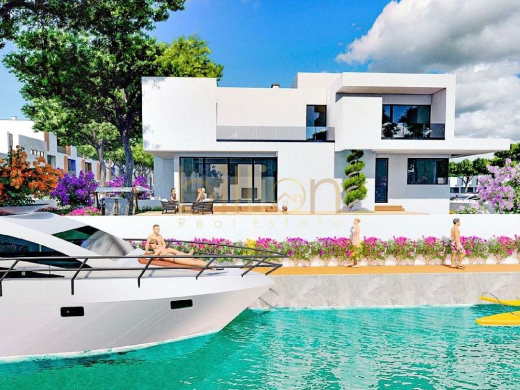 Zu verkaufen: Super villa mit meerblick bei turquoise marina