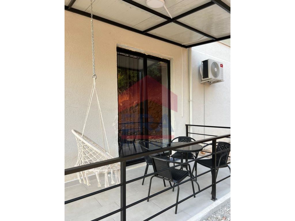 Apartament 1+1 (80 metra katror) per shitje - uji i ftohte, vlore