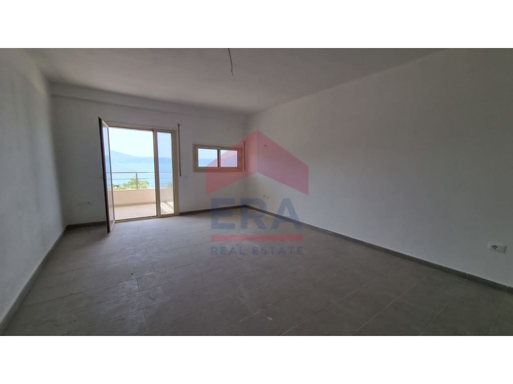 Estudio en venta 40 metros cuadrados - jonufer, vlore