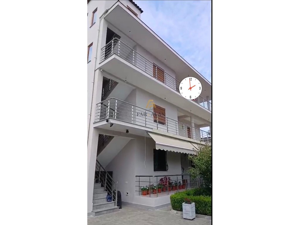 No combo of house + land for sale!