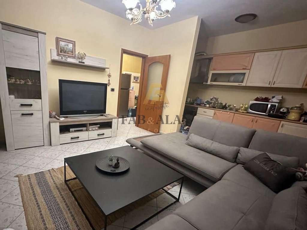 Shitet apartament 1+1 në plazh – Zona iliria, Durrës !