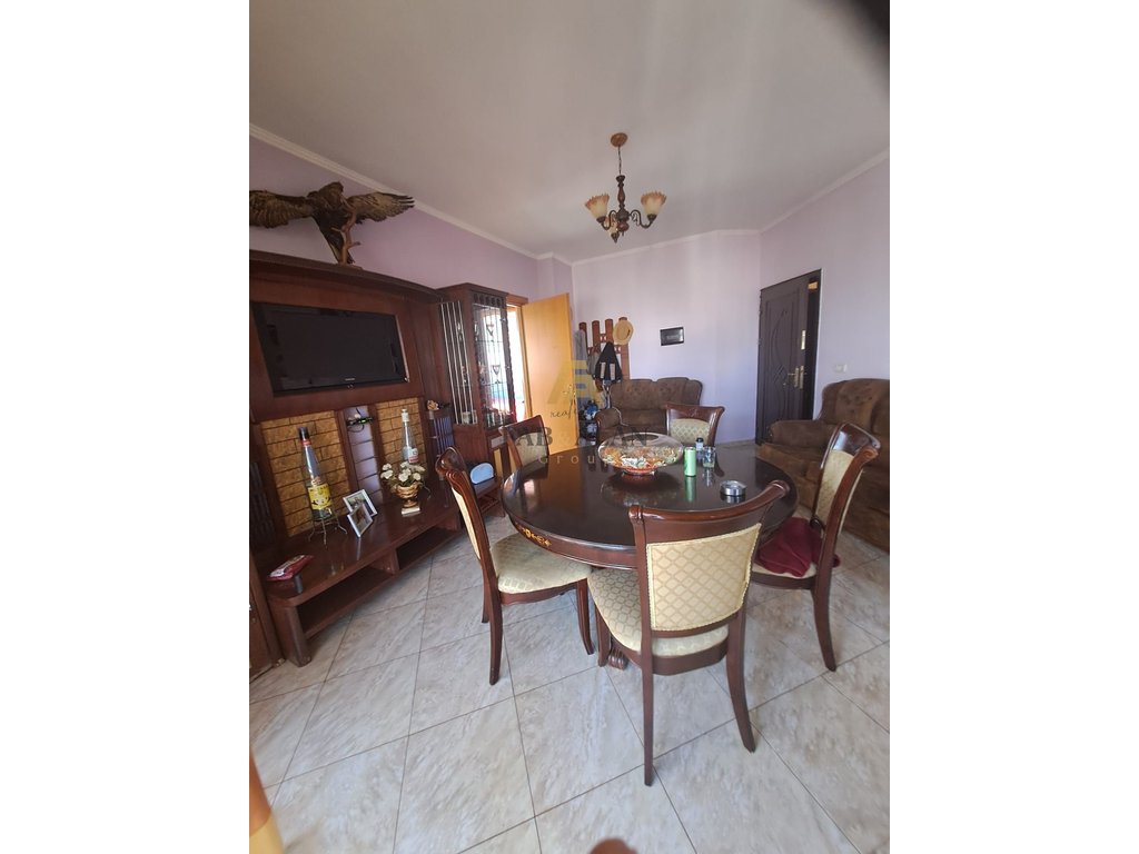 Ne durres 2+1 wohnung zu verkaufen!