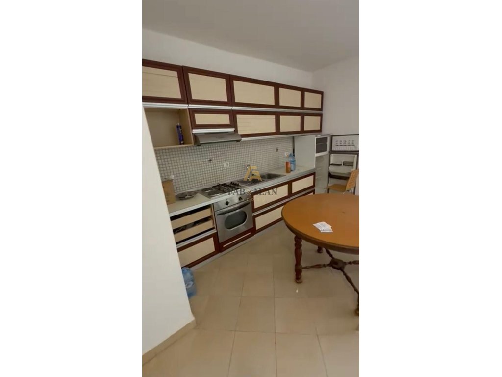 Apartamento 2+1 en venta en plazh golem