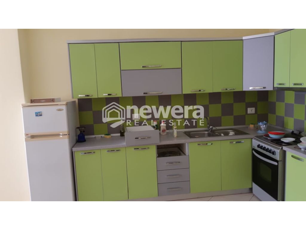 Appartamento 1+1 in vendita a uji i ftohte, vlore