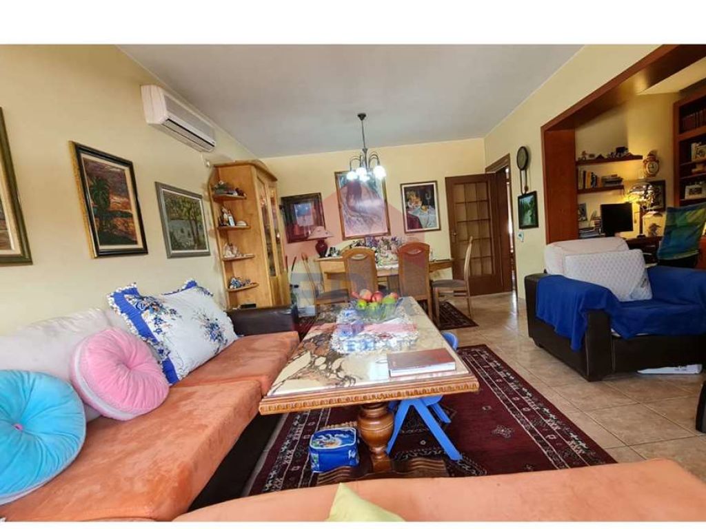Shesim apartament 2+1 ne rrugen fortuzi