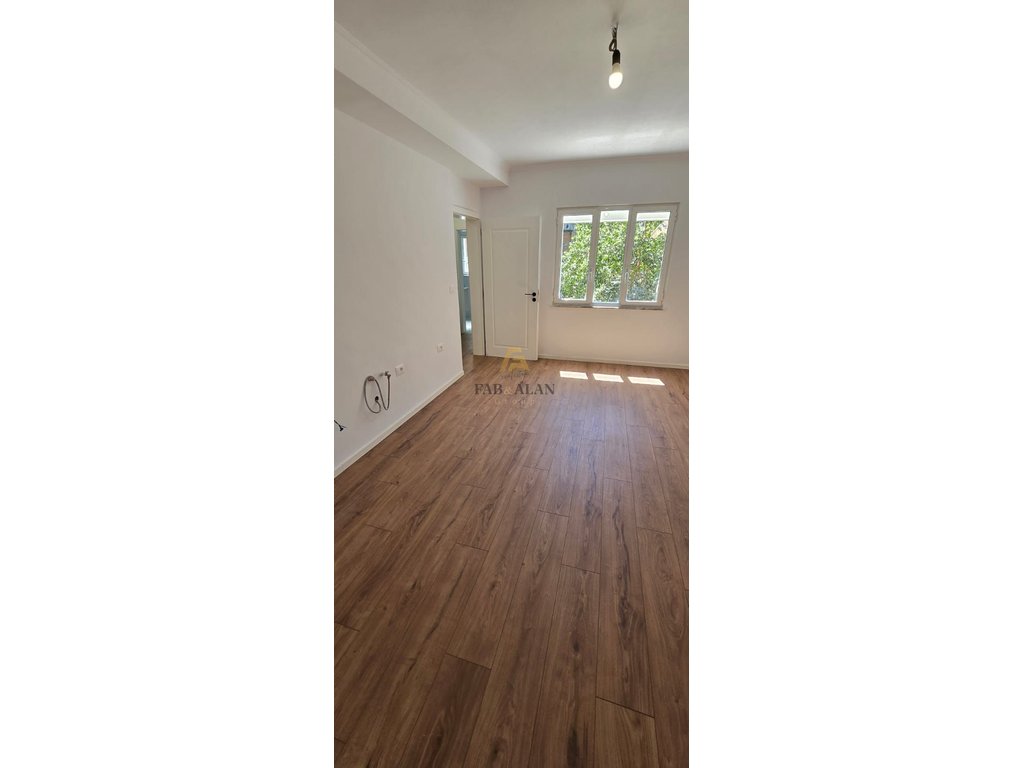 Appartement 1+1 à vendre à tek mozaiku de Tirana!