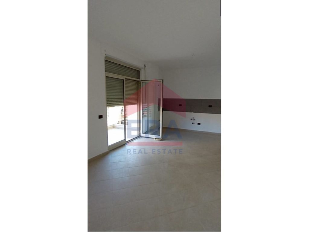 Apartament 2+1 - ne shitje