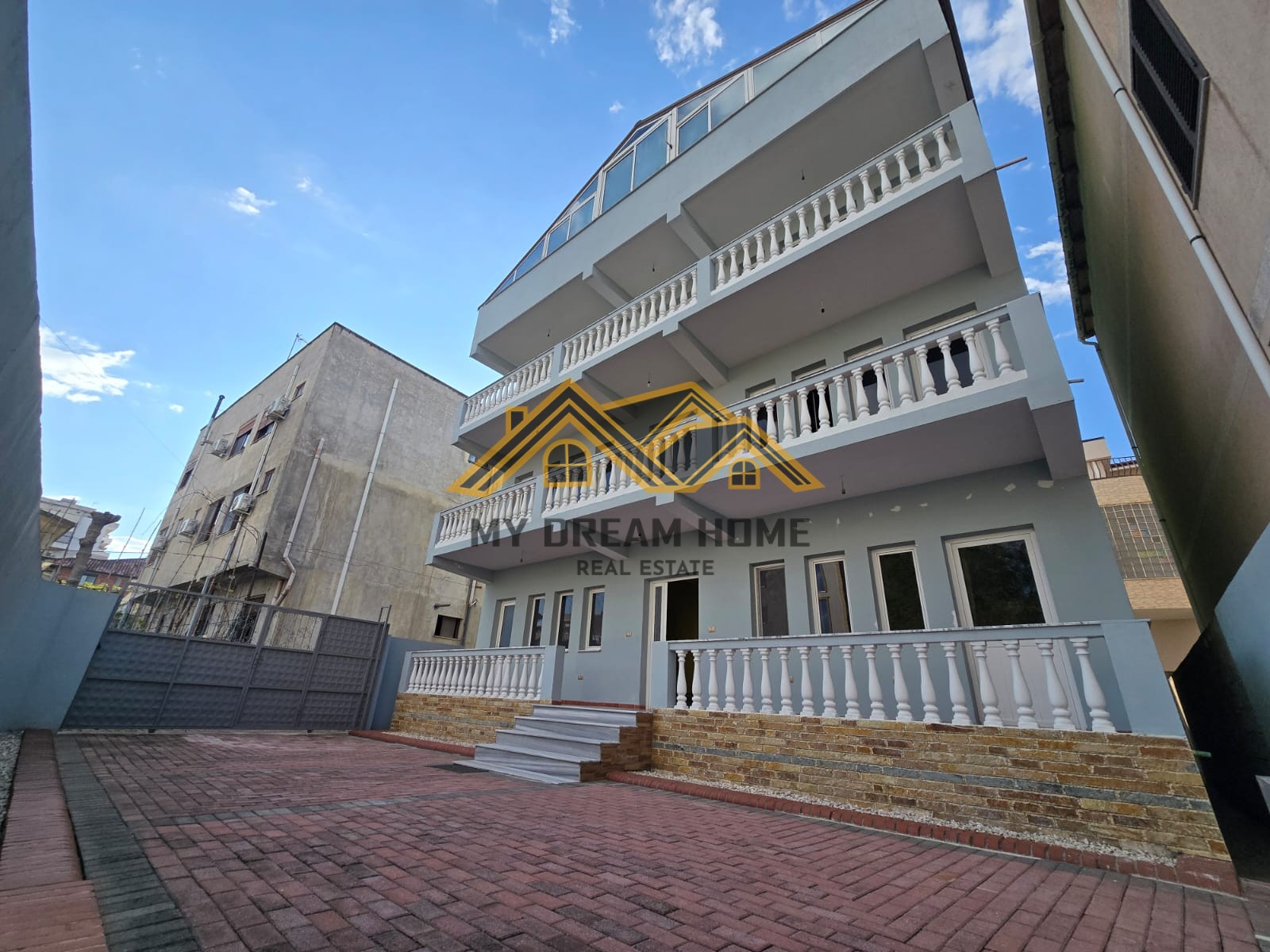 Villa 3 étages à louer, plage de durres ! | my dream home real estate - albanie