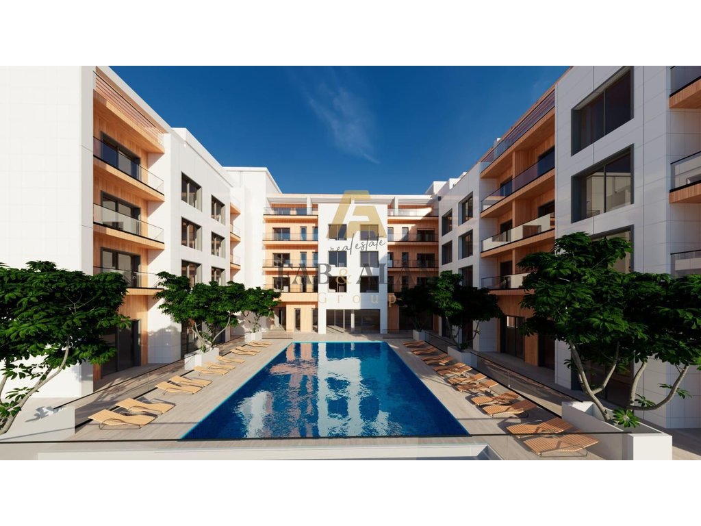 Apenas um andar do apartamento kavajes 1+1 à venda!