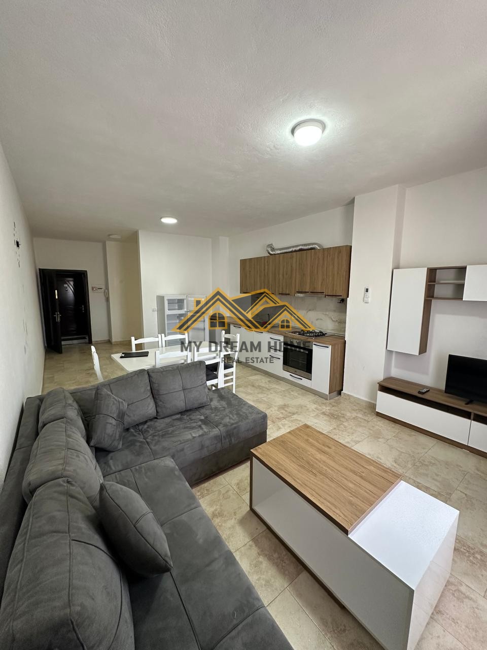 Jepet me qira apartament 2+1+2 tek shkolles eftali koci! | my dream home real estate - albania