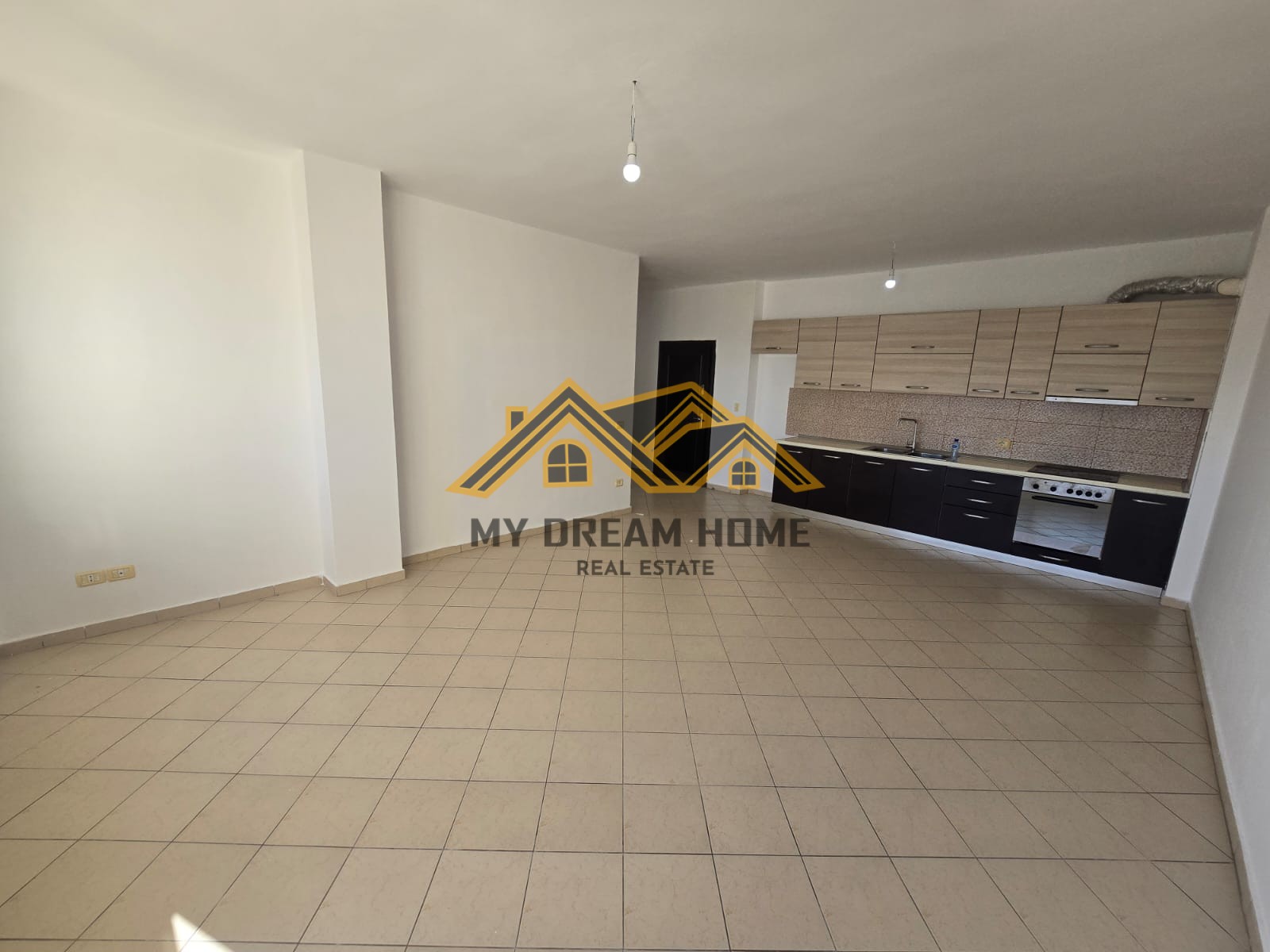 Apartament me qira pranë tregut industrial! | my dream home real estate - shqipëri