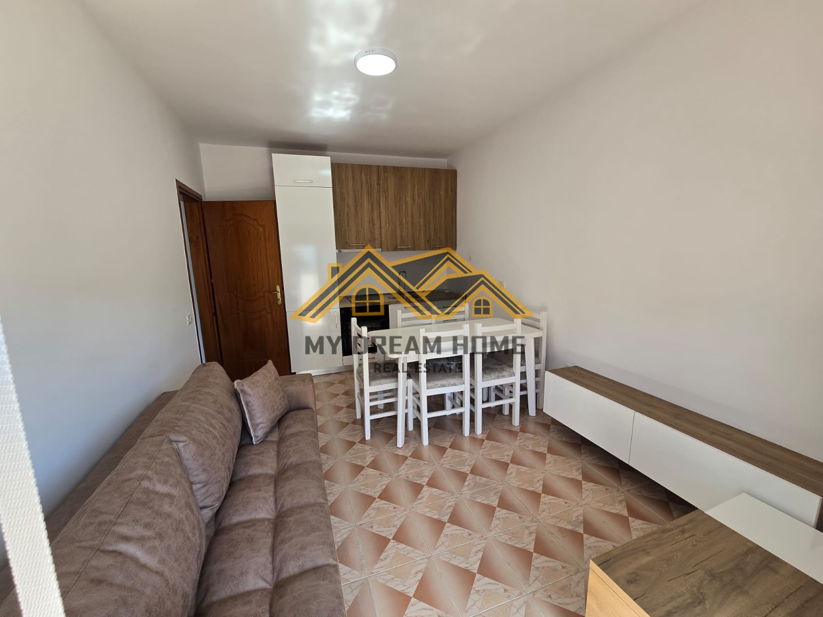 Apartamento à venda 2+1+2 em golem | my dream home real estate - albânia