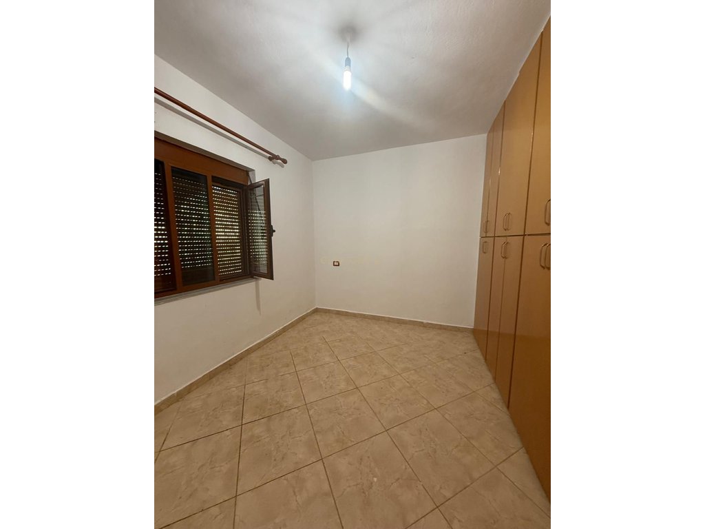 Einfamilienhaus zu verkaufen in fushë të druve, Vlorë!!