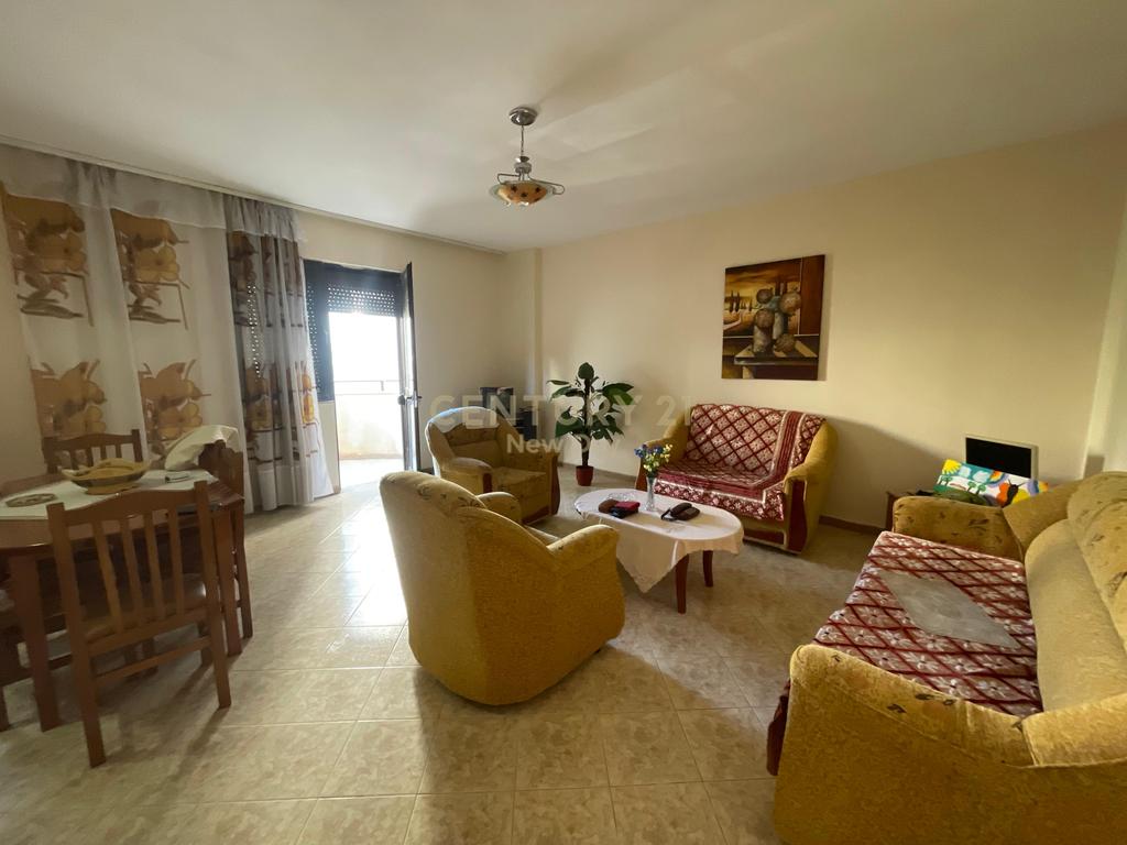 Studio zum verkauf am strand von durres!!!