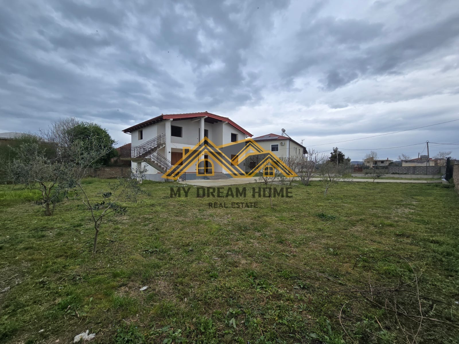 Maison à vendre 2 étages à qerret | my dream home real estate - albanie