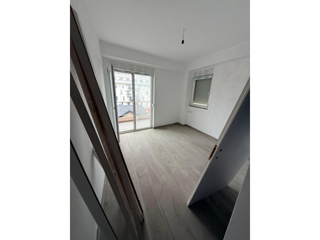 Appartamento in vendita 2+1 a kune (shengjin) prima linea con vista mare!
